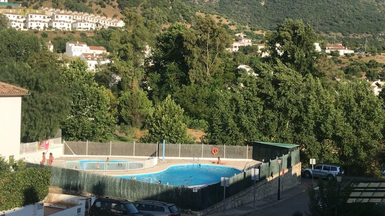 Apartamento El Bosque, tu entrada a la Sierra Gaditana.